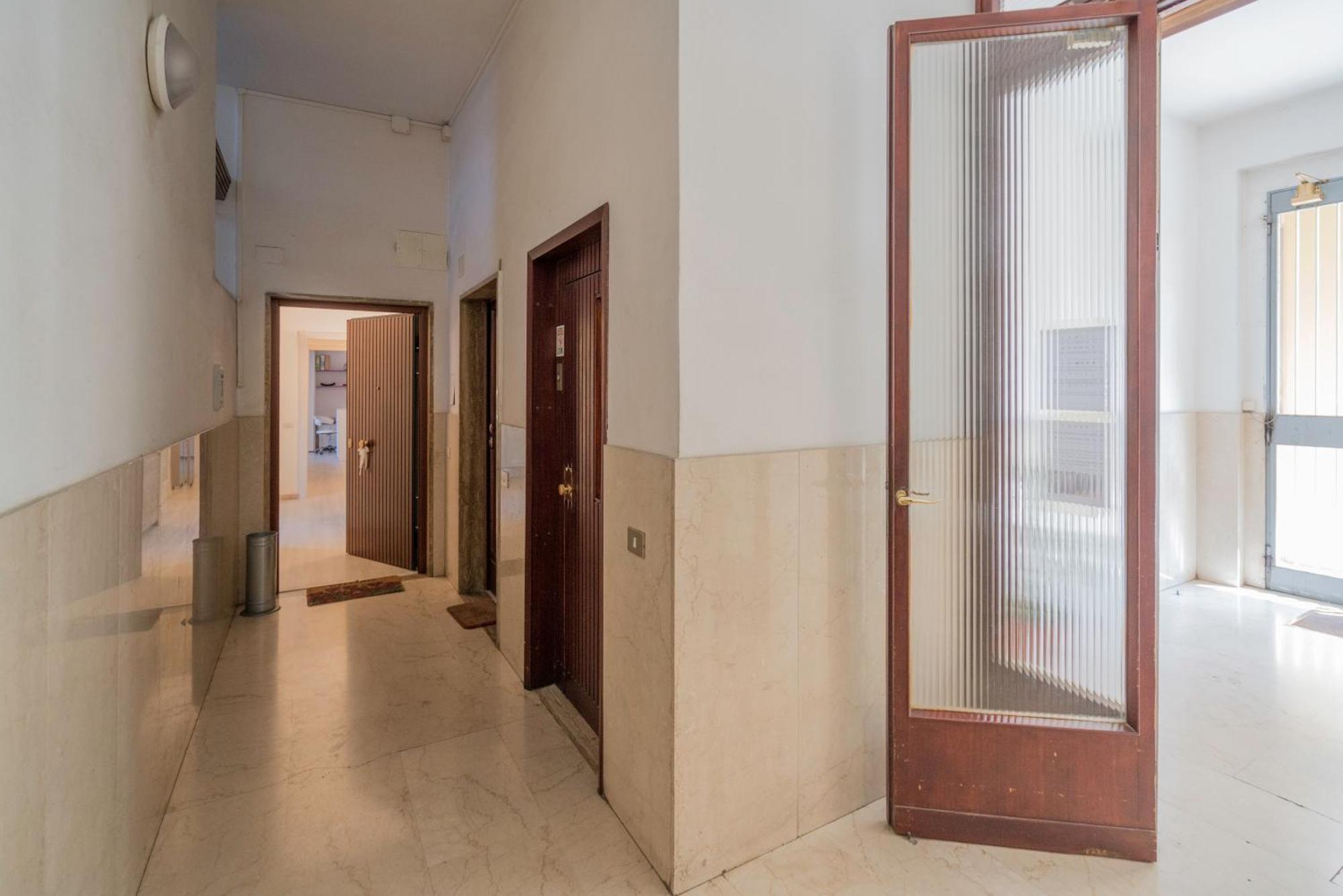Appartamento Incantevole Con Patio Floransa Dış mekan fotoğraf